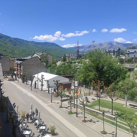 Apartamentos Casa Roldan I Benasque Eksteriør billede