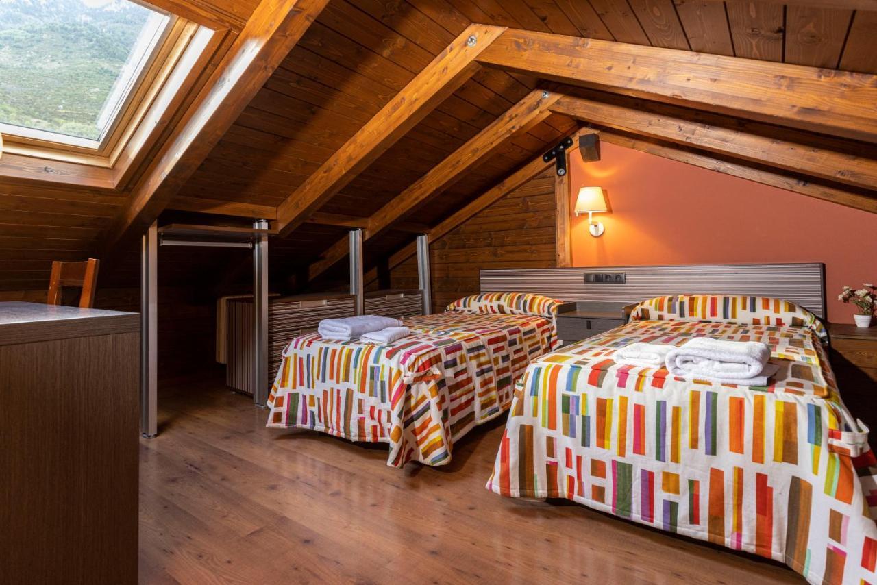 Apartamentos Casa Roldan I Benasque Eksteriør billede